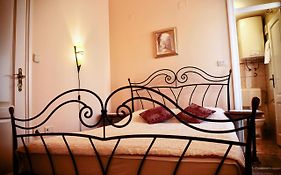 Apartments Villa Devana