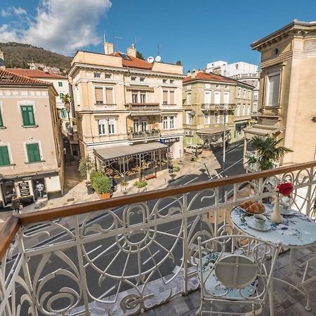 Apartments Villa Devana Abbázia Kültér fotó