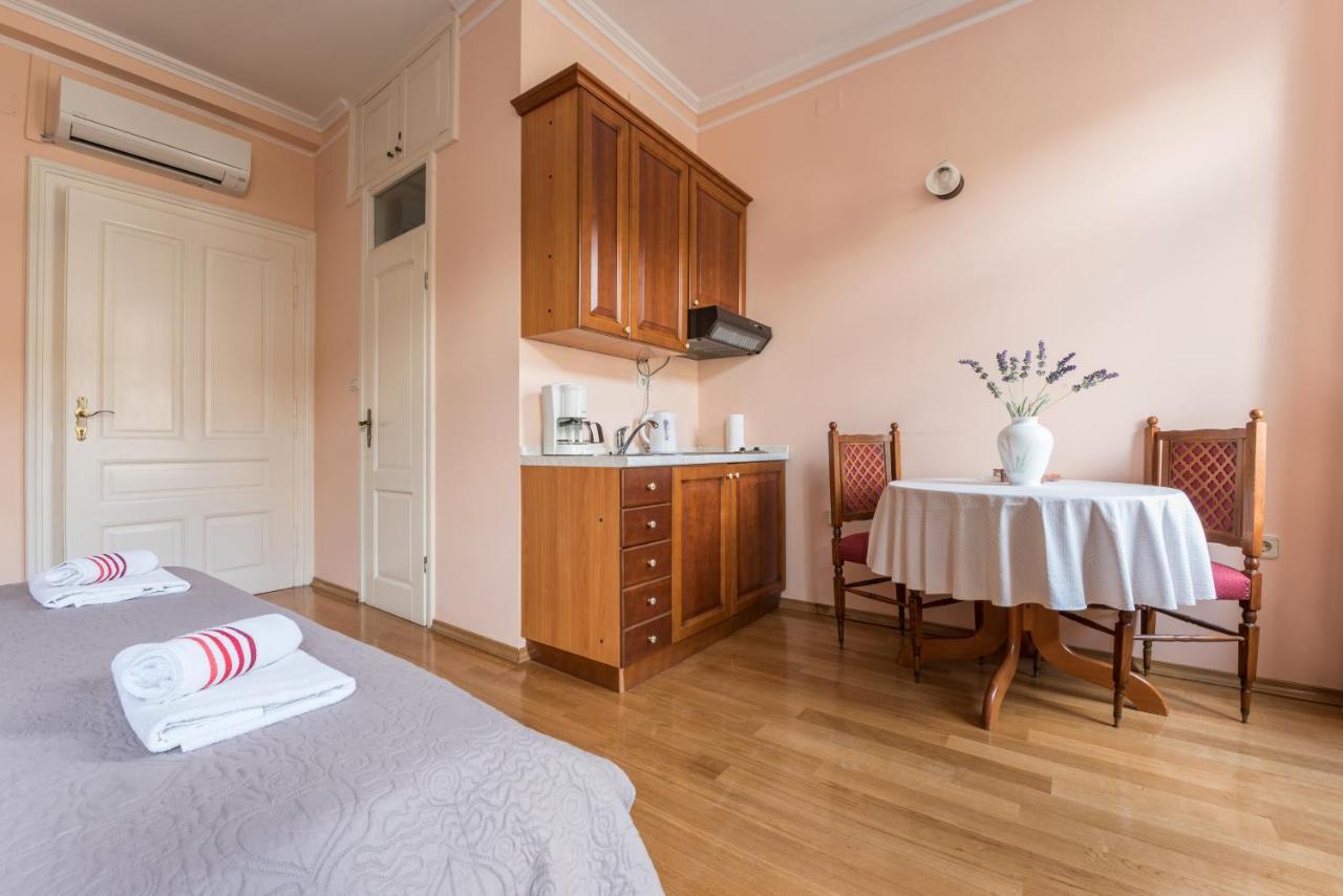 Apartments Villa Devana Abbázia Kültér fotó