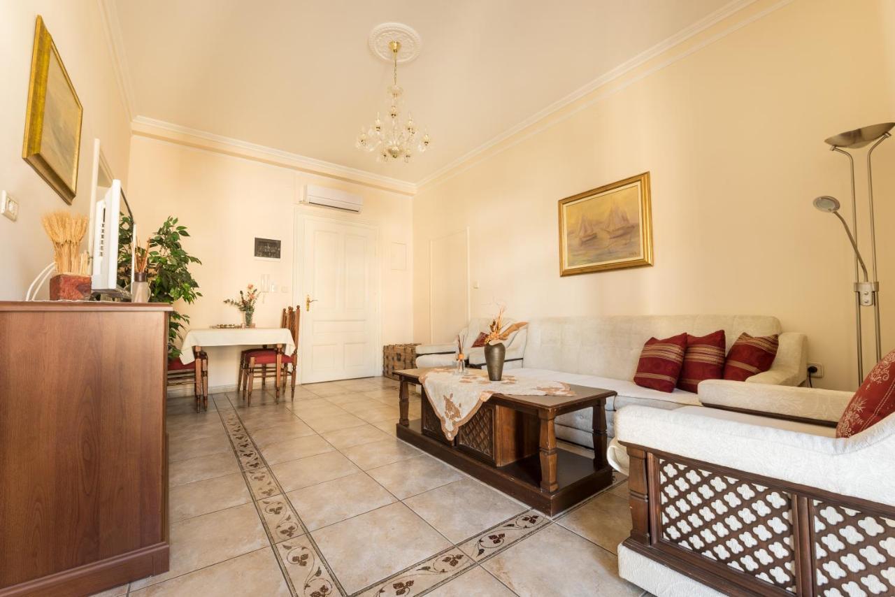 Apartments Villa Devana Abbázia Kültér fotó