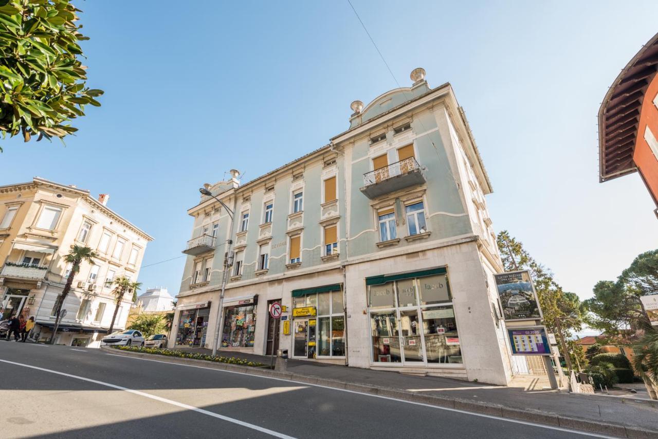 Apartments Villa Devana Abbázia Kültér fotó